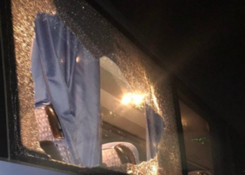 Sulmohen në Serbi dy autobusë të Kosovës