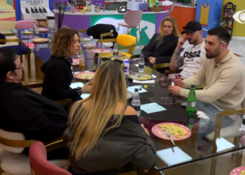 VIDEO/ “Kujton se ke përballë ndonjë palaço”, Egla sherr me Meritonin