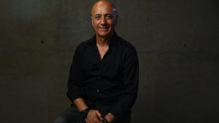 Salsano tregon si e ka ruajtur vendin e moderatorit për 17 vite