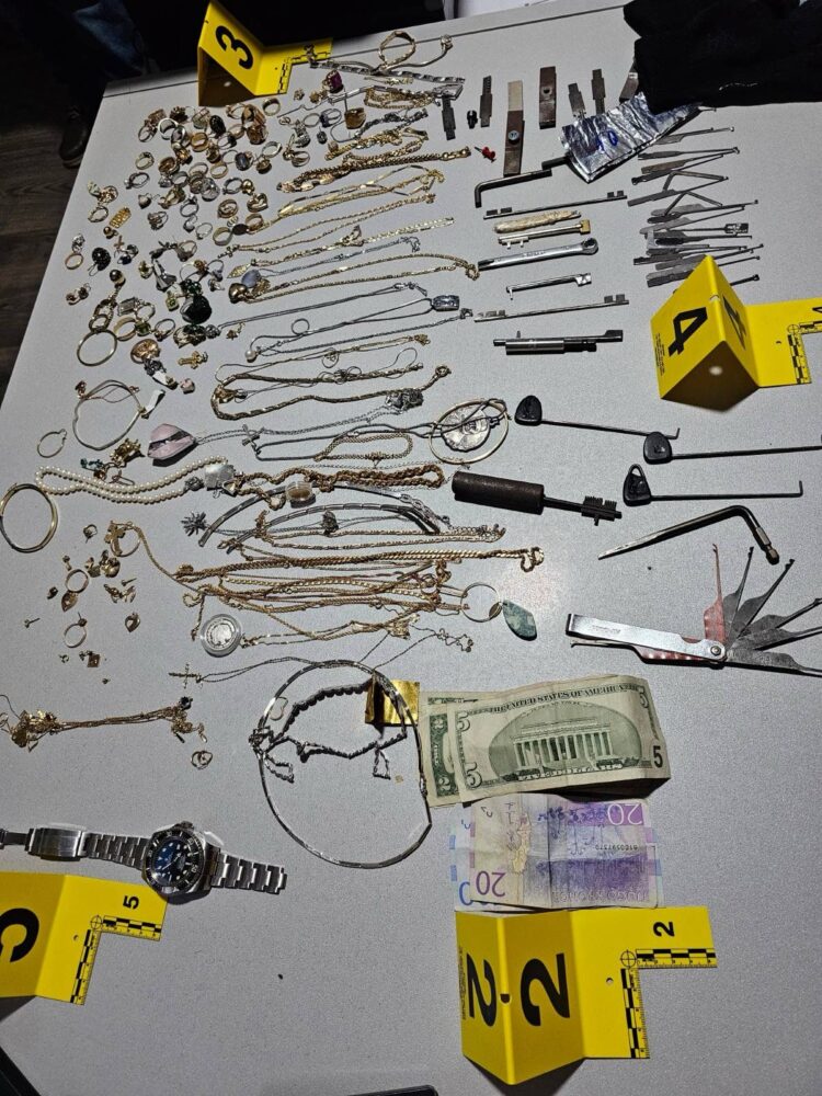 Gjeorgjianët kapen në Kakavijë, vodhën unaza, varëse e byzylykë…