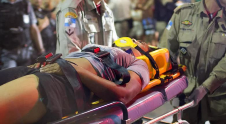 Autobusi përplaset me kamionin, 25 të vdekur nga aksidenti tragjik