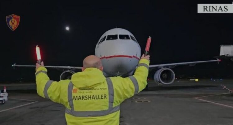 Në kërkim për trafik narkotikësh, ekstradohen dy shtetasit shqiptarë