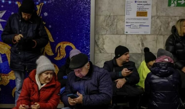 Bien sirenat në gjithë Ukrainën, Rusia e sulmon me breshëri raketash