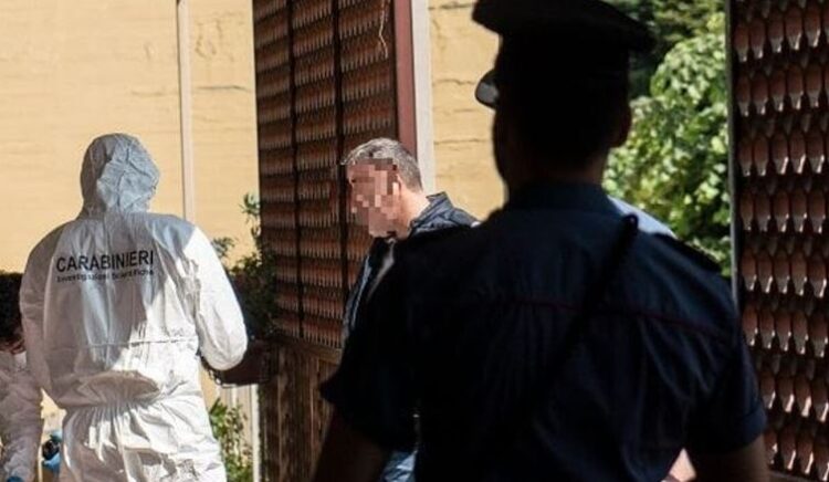 Ngjarja e rëndë trondit Italinë, djali vret me thikë babain e tij…