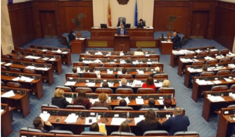 Kush janë deputetët shqiptar që s’do e votojnë Talat Xhaferrin si Kryeministër