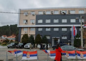 Digjet makina e kryetarit të Kuvendit Komunal të Leposaviçit