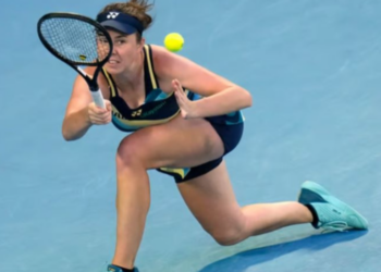 Mrekulli, tenistja 19-vjeçare eleminon numrin 1 të botës