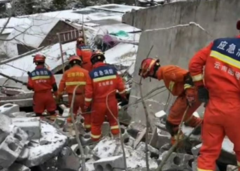 Rrëshqitjet e dheut krijojnë kaos, bllokohen 47 persona