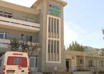 Procedohen penalisht 4 infermierë në spitalin e Delvinës