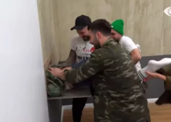 VIDEO/ Ja banorja që arratiset nga kazerma, Romeo, Meritoni dhe Gabriele e…