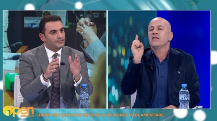 Debati/ “Nuk e ndaloni Ramën me djegie karrigesh”, Këlliçi: Ç’të bëjmë veç protestave…