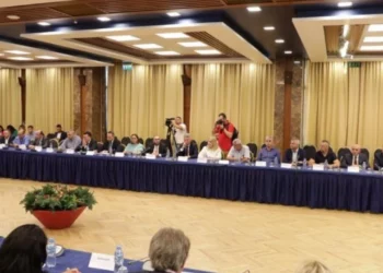 Zgjedhorja, debatet në grupin e PD/ Bardhi: Ja lëshimi që mund ti bëjmë Bashës