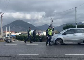 Makina përplas motorin në aksin Lezhë-Milot, dy të plagosur