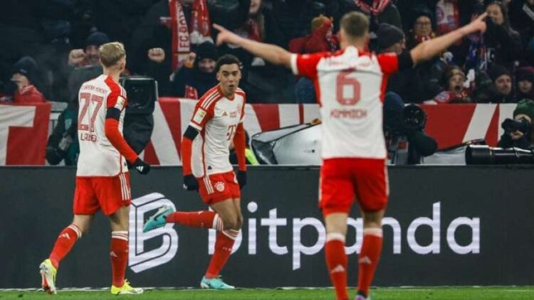 Bayern dominon dhe triumfon në “Allianz Arena”