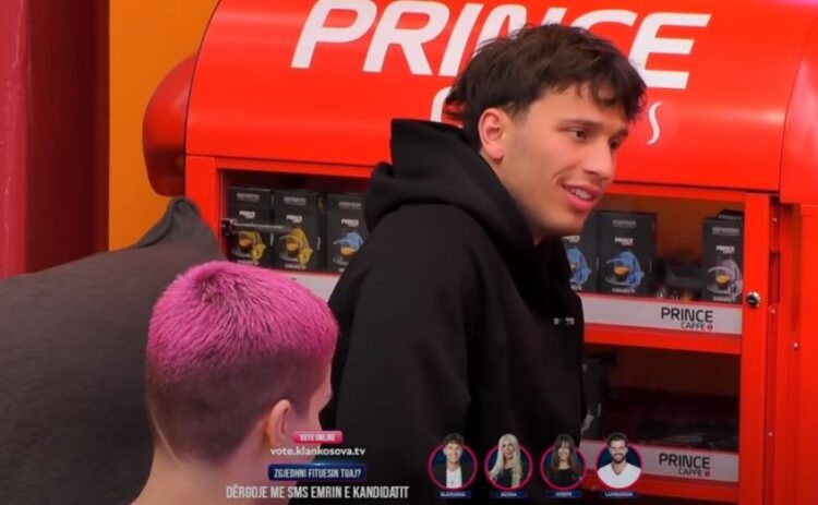 “Luj shoto luj, unë për ty po vuj”, Blerando tallet me Shqipen