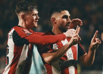 Strakosha titullar, Brentford barazon