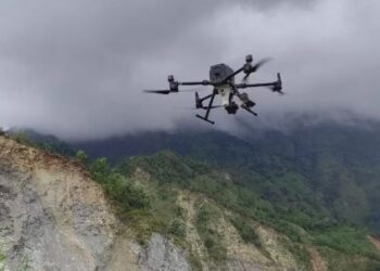 Një dron për të spiunuar kombëtaren e …