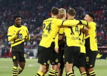 Dortmund fundos Koln