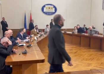 Komisioni i Reformës Zgjedhore, deputetët demokratë marrin vendimin