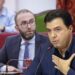 Bardhi nuk i ndahet Bashës: I paburrë që rri në shtëpi dhe bën pazar