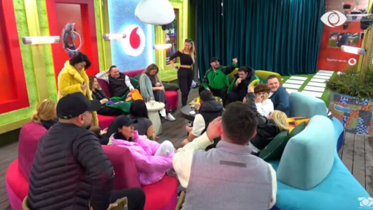 VIDEO/ Kush është më legeni? Si e cilësojnë njëri-tjetrin banorët