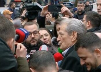 Berisha del nga SPAK: Gjeta në një karrige ‘McGonigalin’ dhe ‘Ramën’