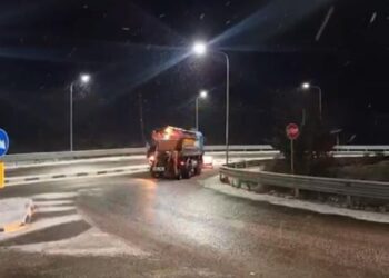 Rikthehen reshjet e borës, ARRSh paralajmëron drejtuesit e mjeteve