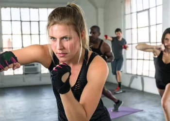 Eksperti sugjeron kombinimin ideal për muskuj të fortë dhe zemër