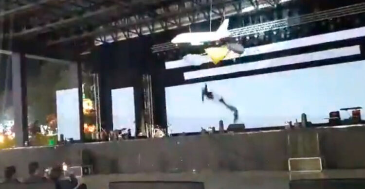 Po festonin 25 vjetorin, ndërron jetë në skenë Ceo i kompanisë