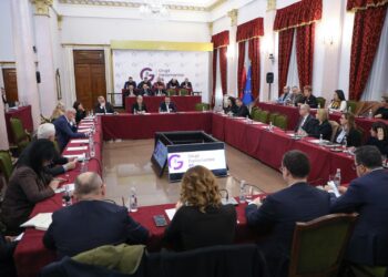 Çuçi mbledh Grupin parlamentar, ja porosia për deputetët socialistë