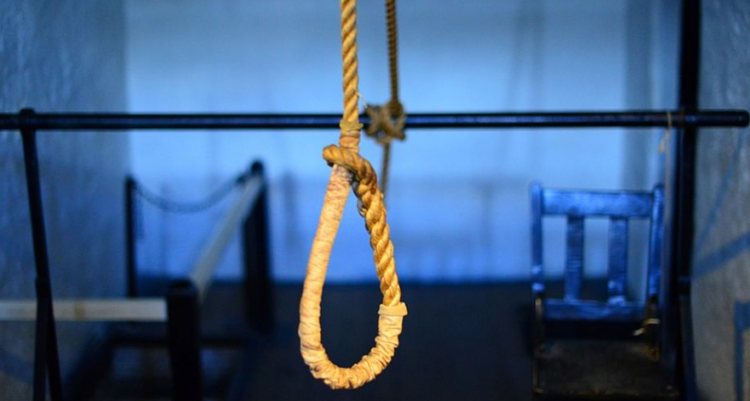 Vrau prindërit e të dashurës, dënohet me vdekje i riu