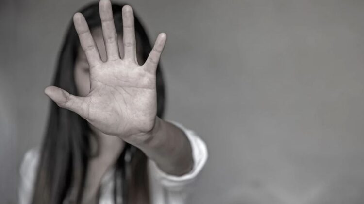 Arrestimet/ U premtonin klientë të pasur të miturve, dhe i…