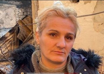 Digjen 5 banesa në Burrel, banorët: Jemi në qiell të hapur