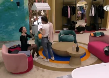 Degradon debati në BB VIP3, çfarë ndodhi mes Sarës dhe Eglës (VIDEO)