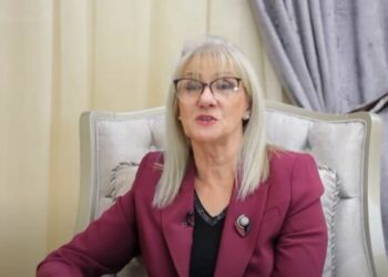 Ela Tase për herë parë: Dëshirojmë të bëhemi gjyshër!