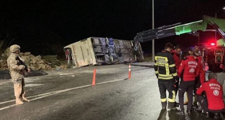 Aksident në Turqi/ Autobusi del nga rruga, 9 të vdekur dhe 30 të…