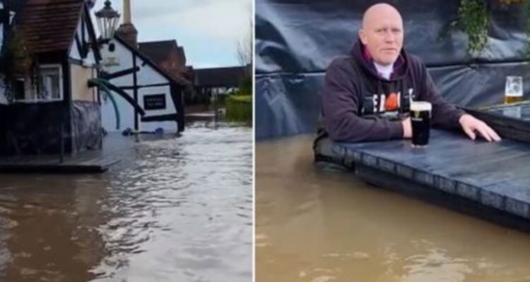 VIDEO/ Lokali i përmbytur, pronari shijon birrën pa prishur terezinë