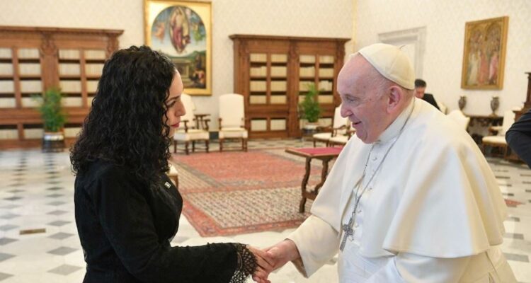 Osmani dekreton hapjen e Misionit të Kosovës në Vatikan