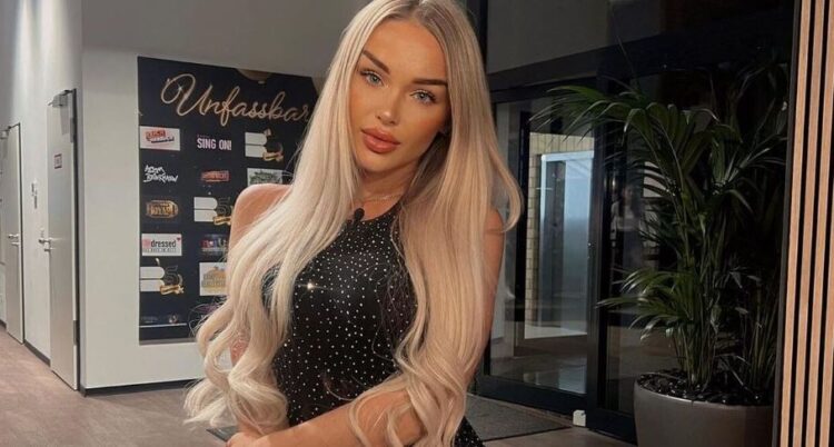 Modelja gjermane sulmohet nga majmunët: Kisha frikë për jetën time