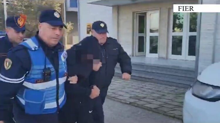 Me pistoletë dhe municion luftarak, arrestohet 44-vjeçari në Fier