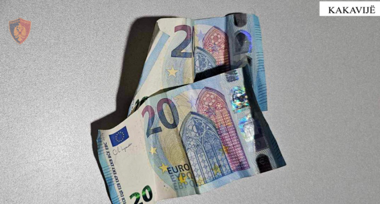 U përpoq të korruptonte policin me 40 euro, procedohet 48-vjeçari