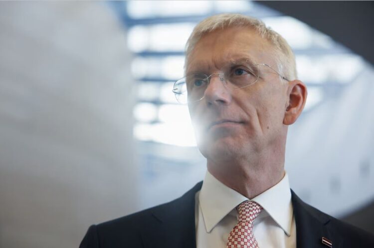 Rusia “nuk do të ndalet” në Ukrainë, paralajmëron Letonia