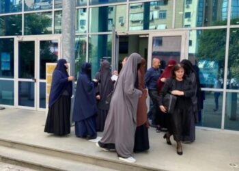 Iu bashkuan bashkëshortëve në Siri, SPAK kërkon 7 vite burg për gratë xhihadiste