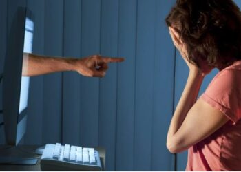 E rëndë në Durrës! I hapën profile denigruese në TikTok, nëna e tre fëmijëve i jep fund jetës