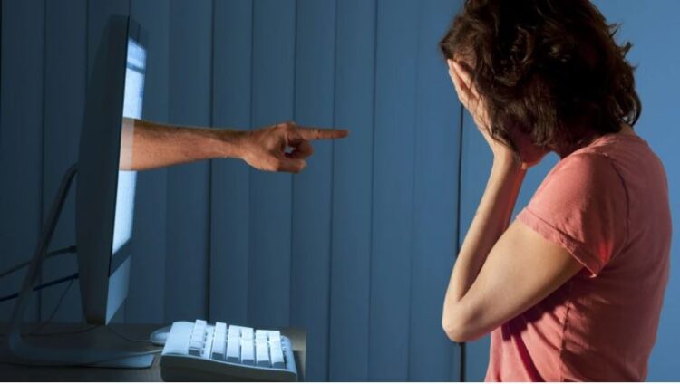 E rëndë në Durrës! I hapën profile denigruese në TikTok, nëna e tre fëmijëve i jep fund jetës