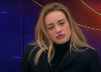 A do krijoje lidhje në BB VIP3? Heidi kujton sjelljen e babait dhe… (VIDEO)