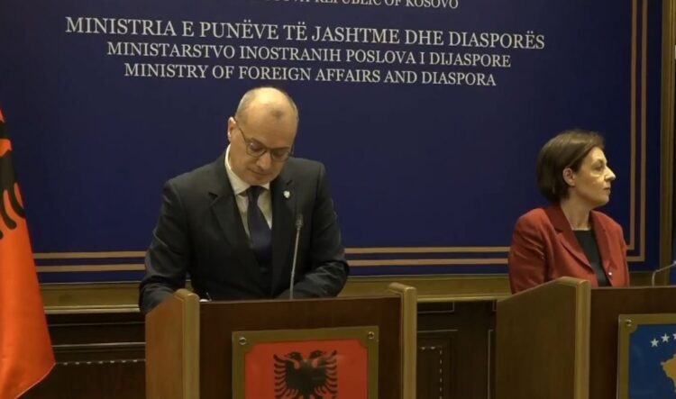 Igli Hasani: Nuk i çohet ushtria fqinjit në shekullin e XXI