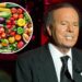 S’janë vetëm shqiptarët, Julio Iglesias ndalohet se kishte në valixhe 40 kg ushqime