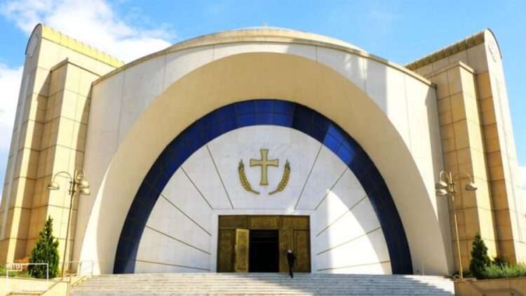 Kisha Orthodhokse kundër martesës mes homoseksualëve: E panatyrshme…