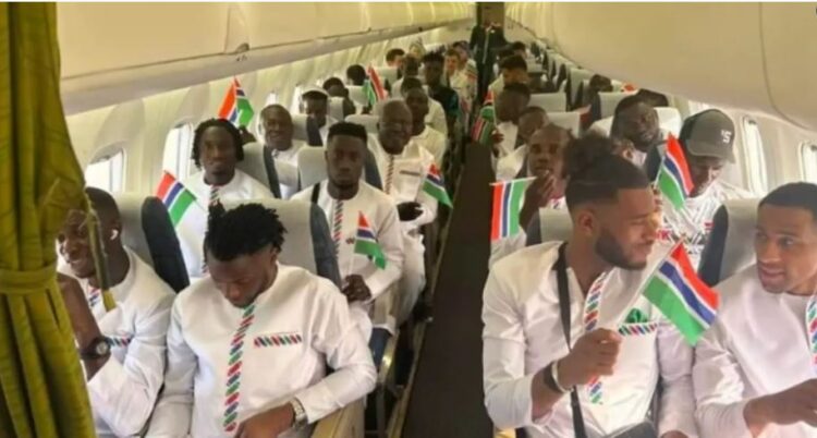 Momente tmerri për lojtarët e kombëtares, u bie të fikët në avion